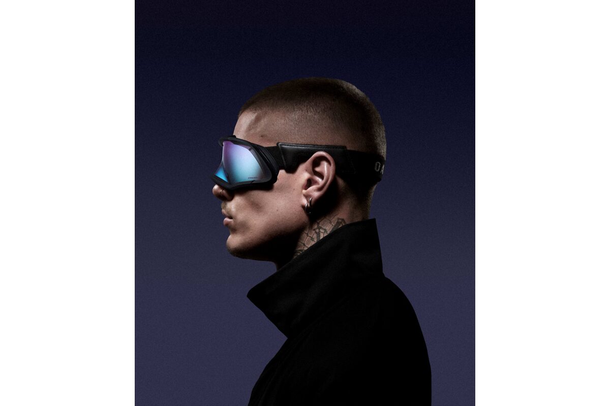 OAKLEY Flex Scape ゴーグル オークリー、初のハイブリッド型ゴーグルサングラス『FLEX SCAPE