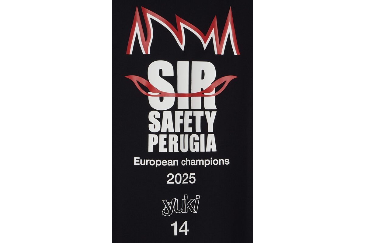 【タオル】シル・サフェーティ・ペルージャ　石川祐希　デサント　Lサイズ　コラボ 一般販売開始｜シル・サフェーティ・ペルージャ来日 限定コラボ